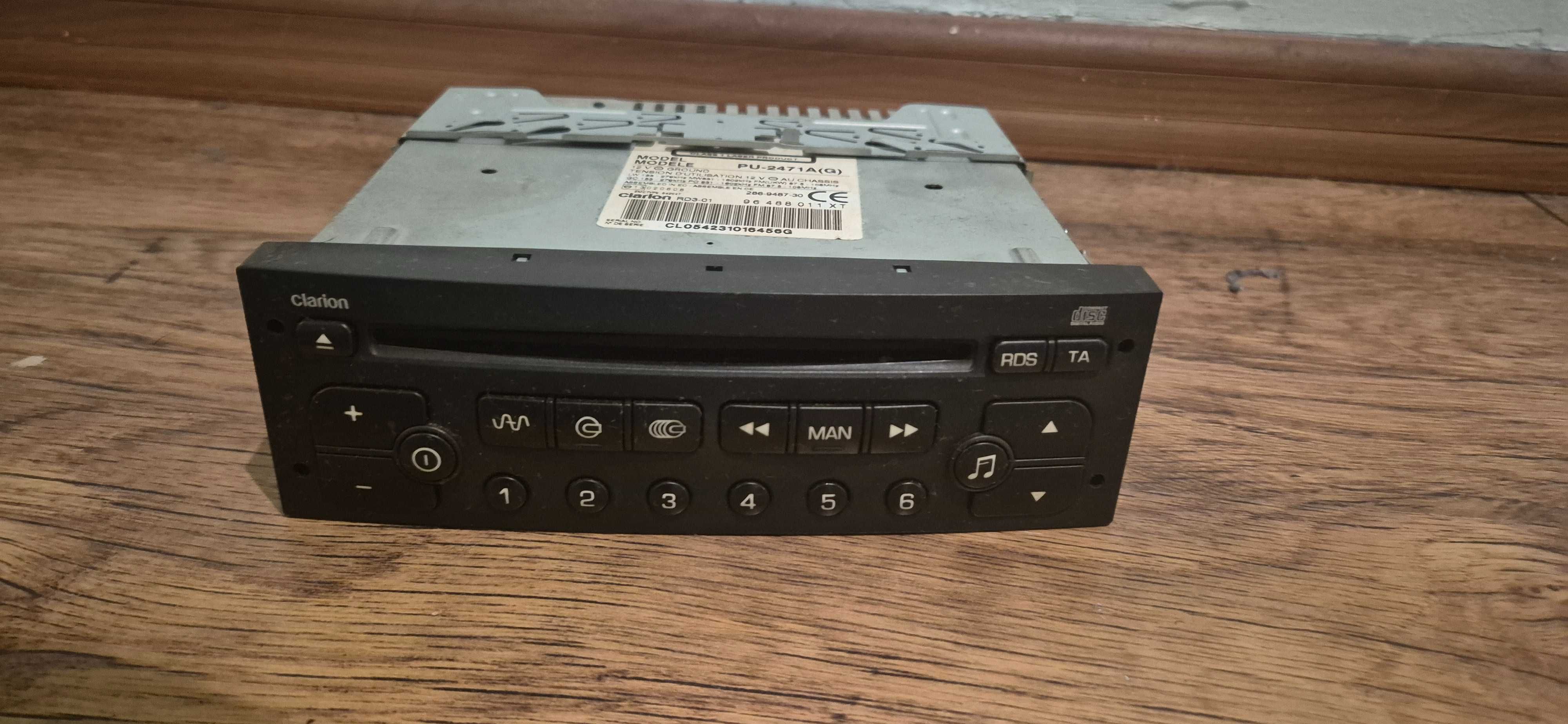Radio (oryginalnie z Peugeot 307) pasuje też do Citroen Xsara itp.