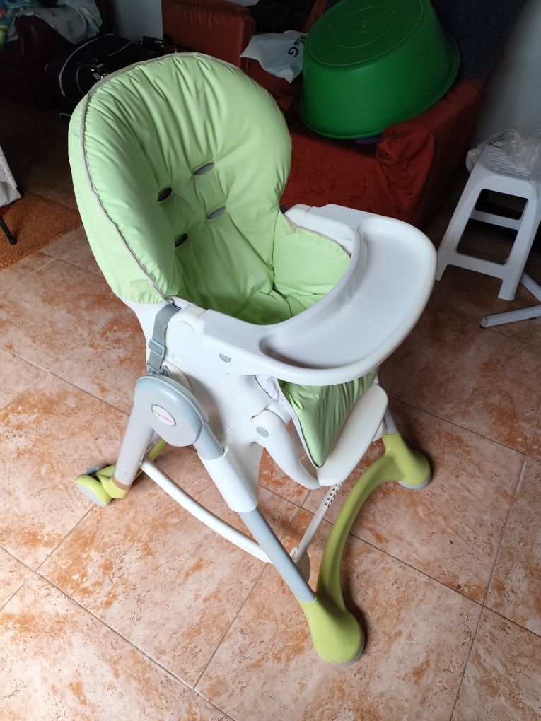 Cadeira refeição bebé