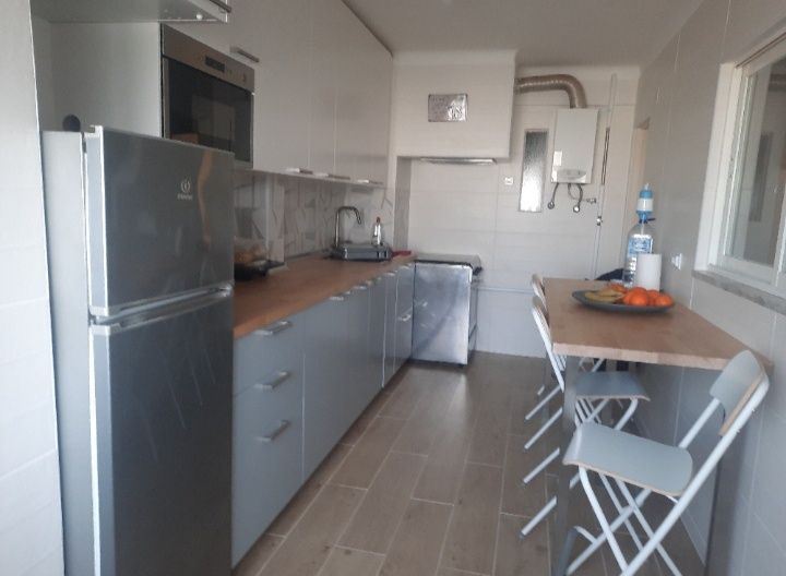 Arrendamento de um quarto, em Olhão.
