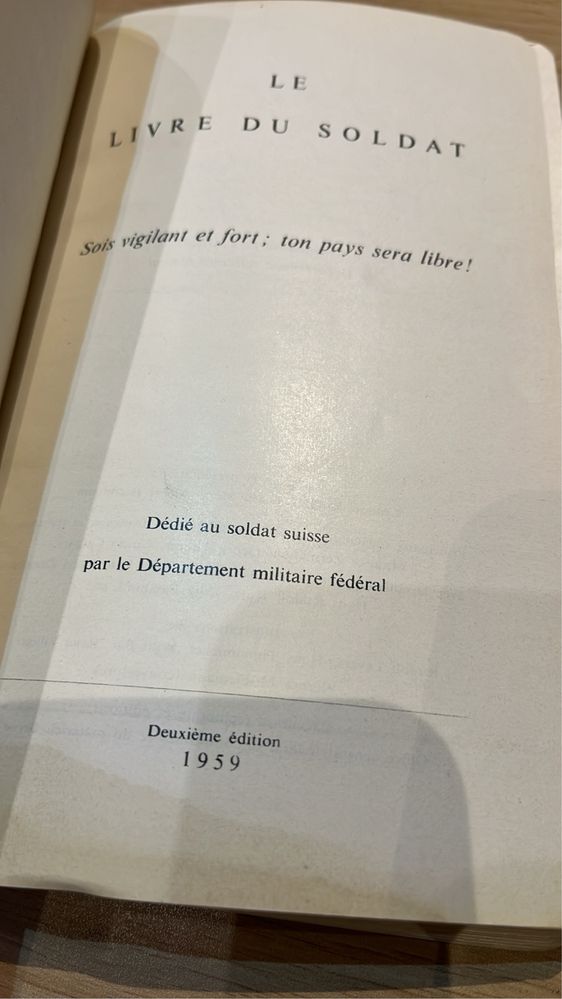 Livros militares suiço