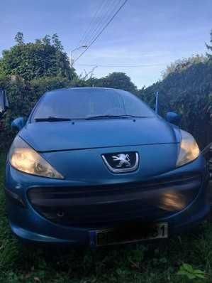 Peugeot 207 1,4 benzyna 86 KM