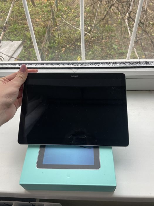 Планшет Huawei MediaPad T3 10 продаю