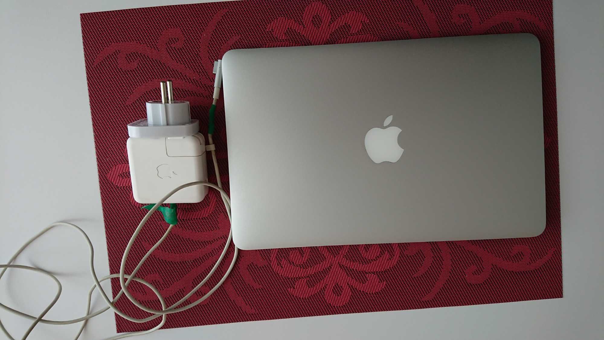 MacBook Air 11” A1370 2011