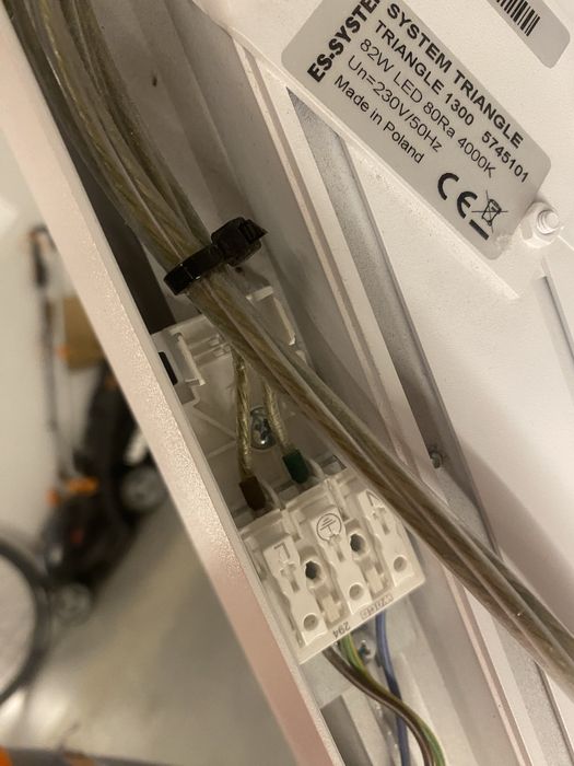 Lampy biurowe trojkąt  Geometric Ring Led 82W 4000k led 80Ra