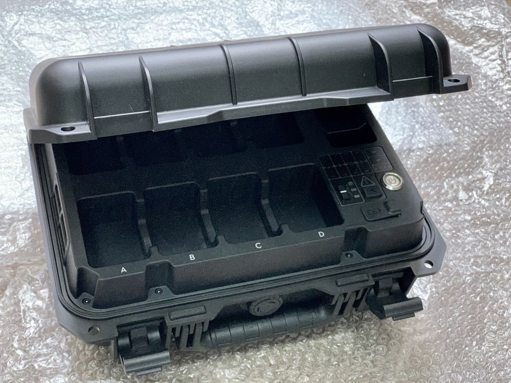 Нова зарядна станція DJI BS30 для Matrice 30 TB30 Intelligent Battery