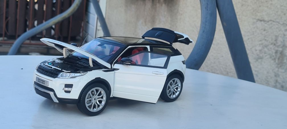 Range Rover Evouk 1:18 GT Autos