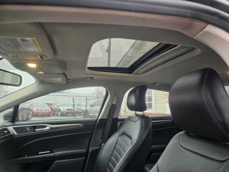 Ford Fusion SE      2016