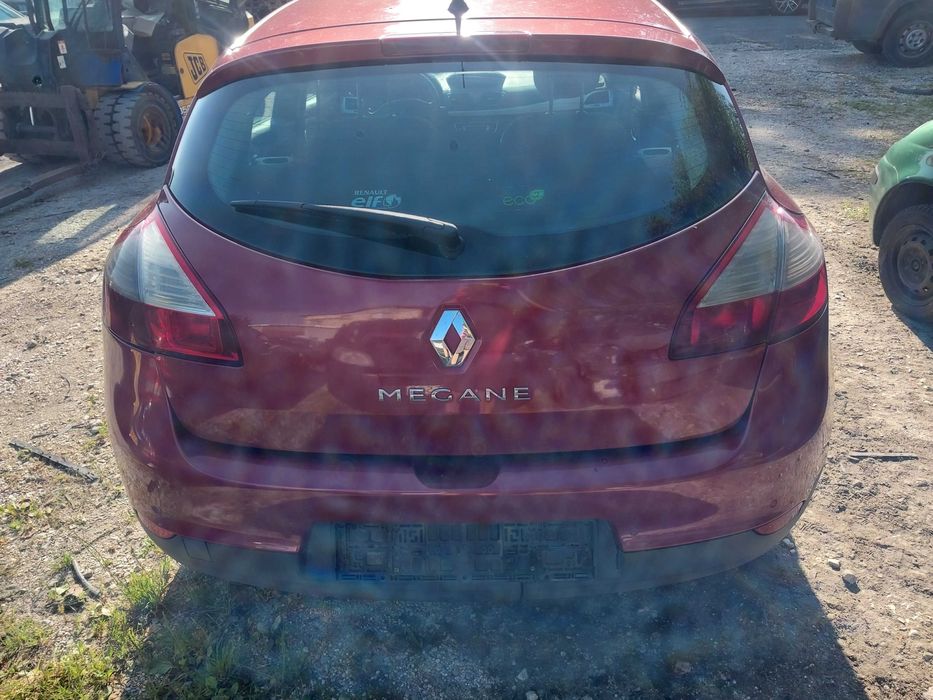 Posiadam czesci renault megane 3  1.5dci  2009r  kolor tennj  hb