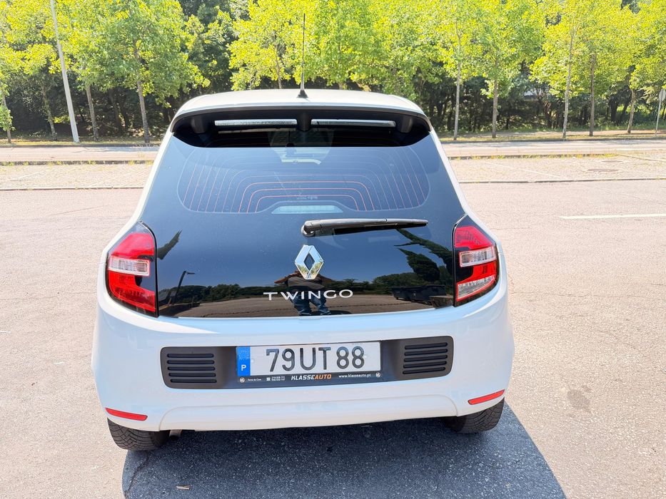Renault Twingo 1.0 SCe (2016) – Citadino Impecável e Económico — foto 6