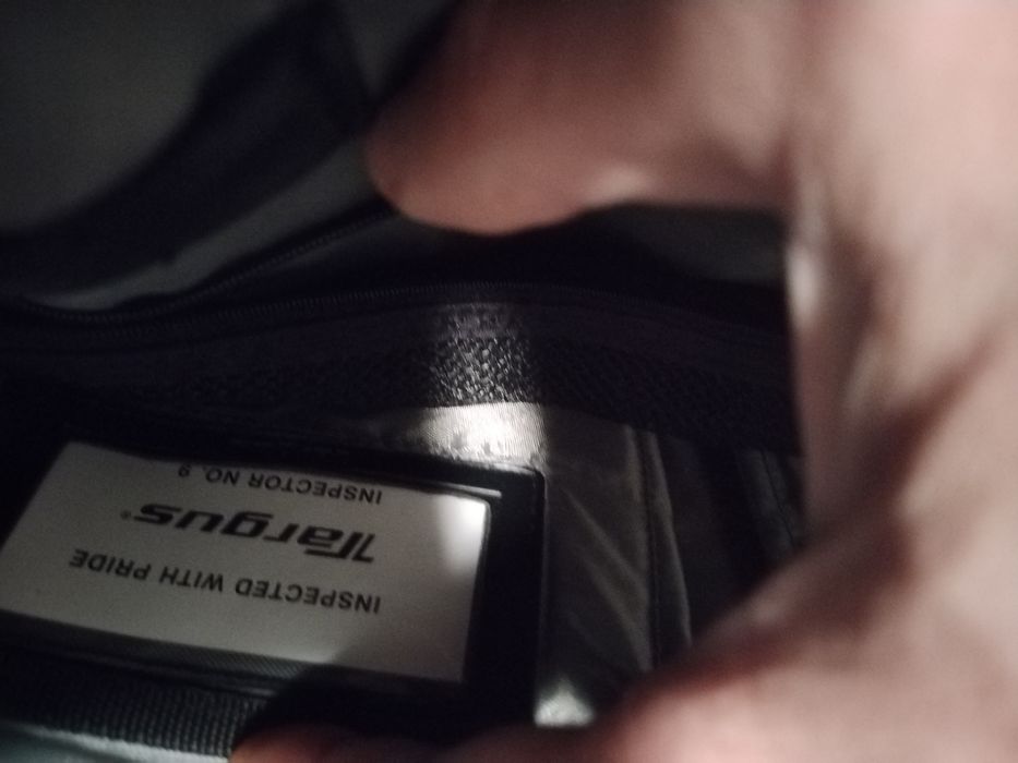 Продам оригинал на 17 дюймов ноутбук