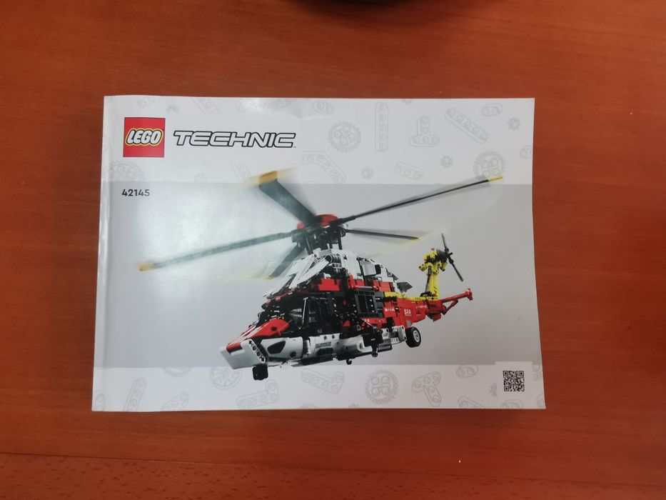 Lego 42145 Airbus H175 Rescue helicopter