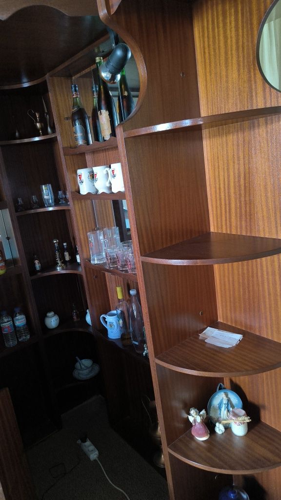 Bar antigo de madeira