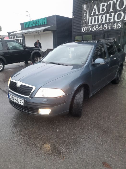 продам машину 2700