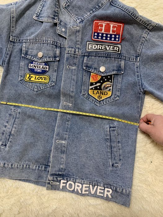 Продам джинсовую куртку