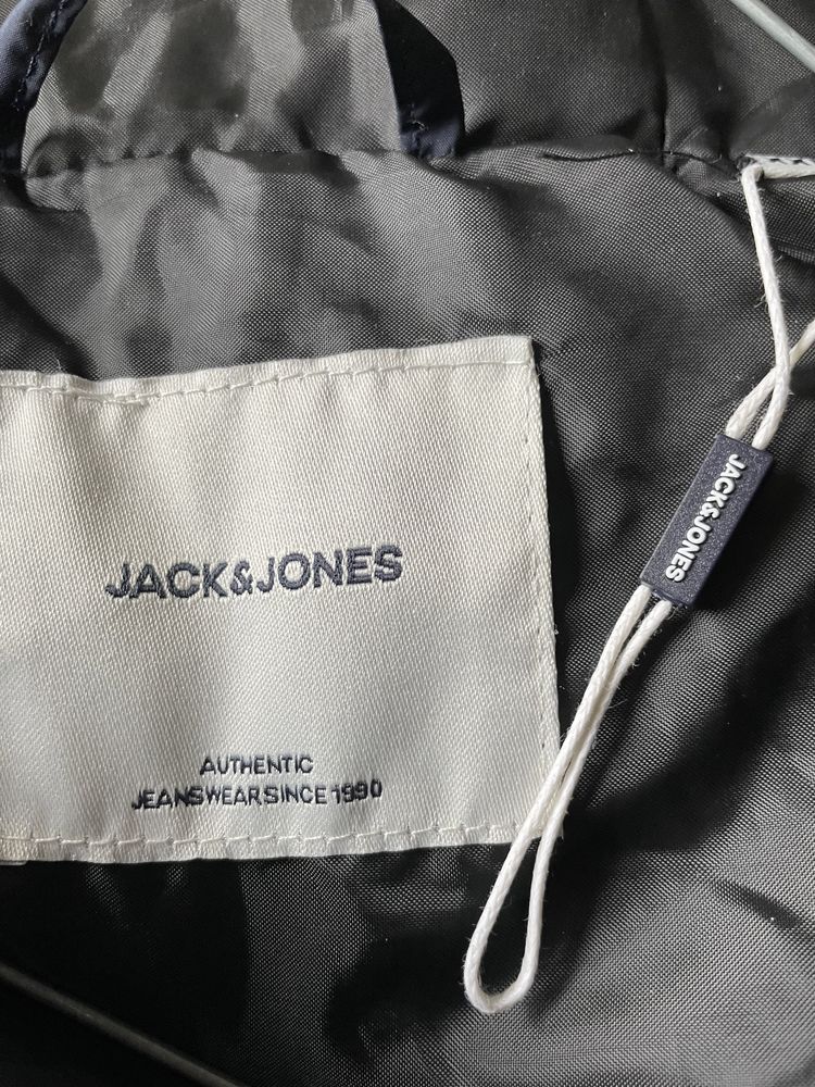 Nowa kurtka Jack& Jones
