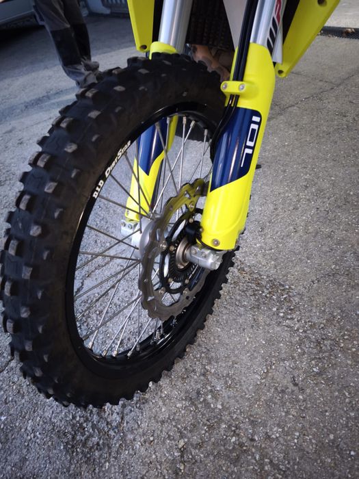 Husqvarna 701 Enduro 2021 • 7.852 km • Escape Remus • Extras Premium