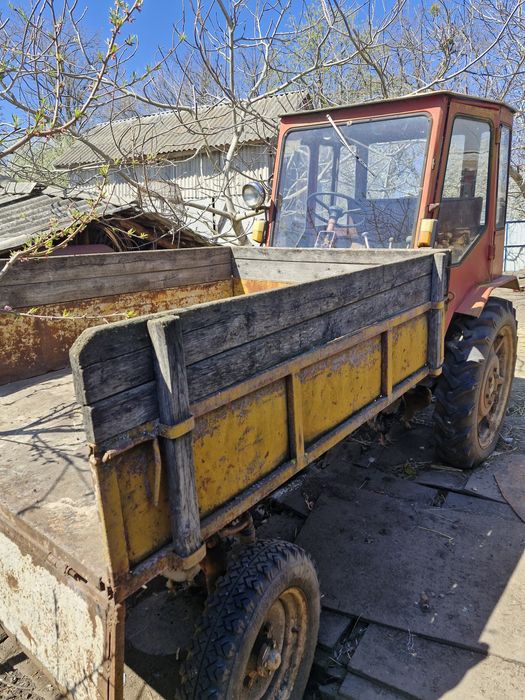 Трактор Хтз т-16