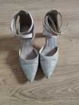 Buty złote slubne