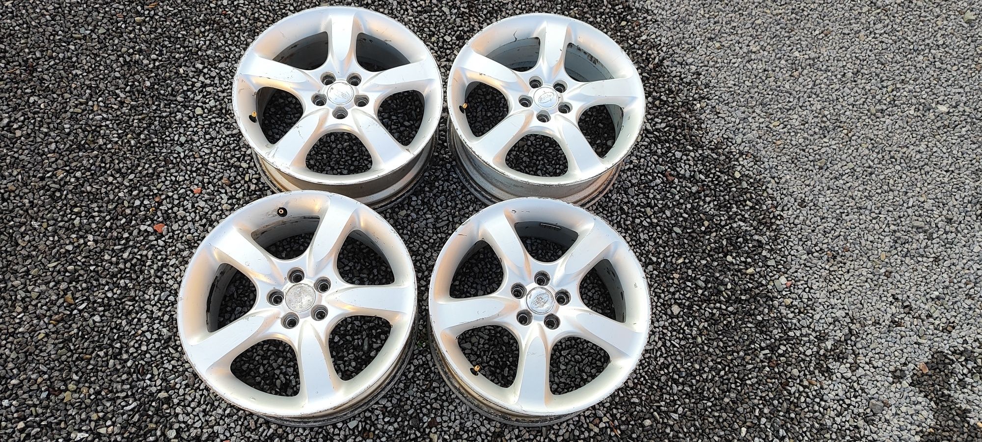 Alufelgi 17 cali  5x100 et 55 Subaru i inne