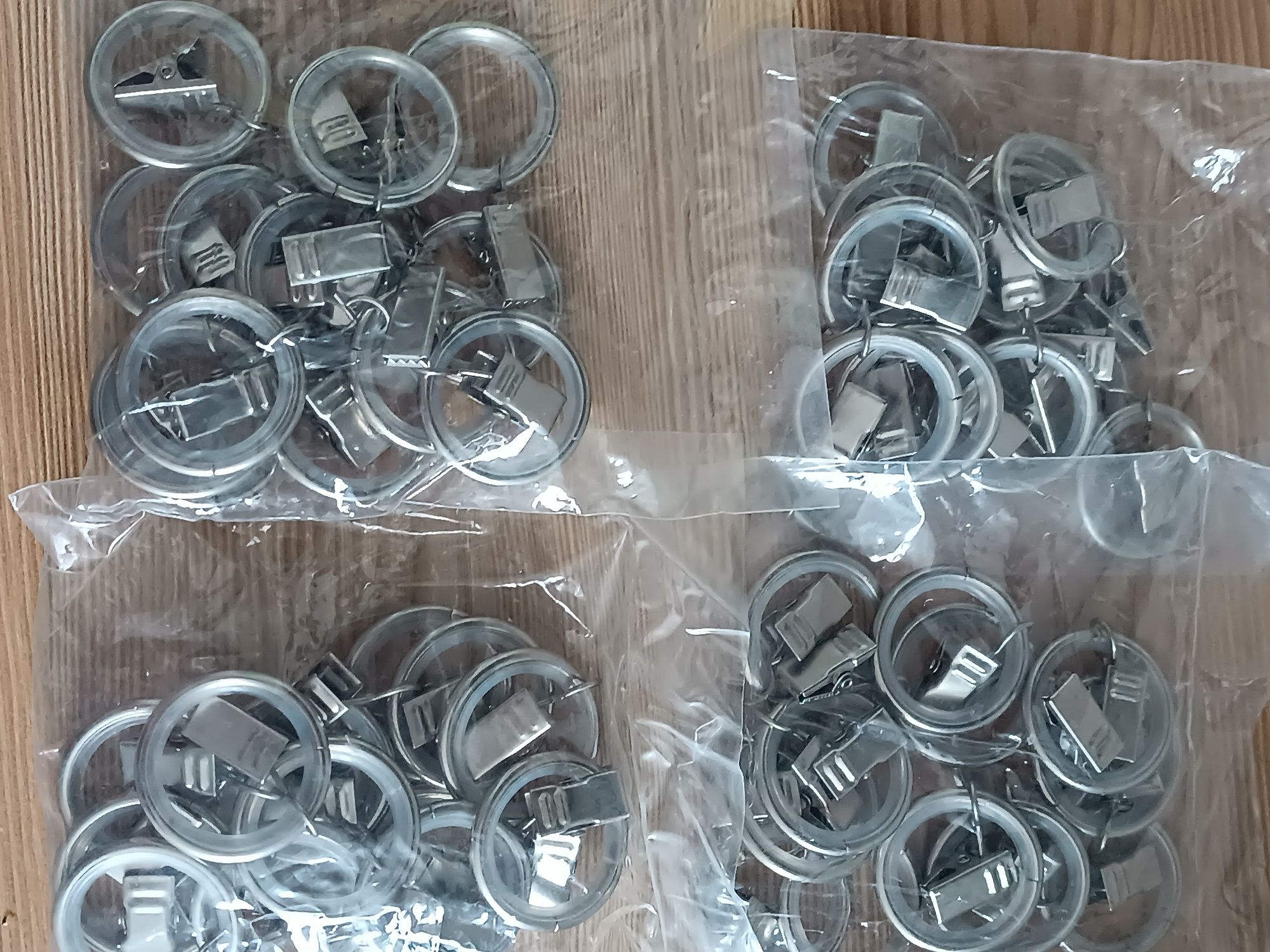 Ciche kółka do karnisza 48sztuk