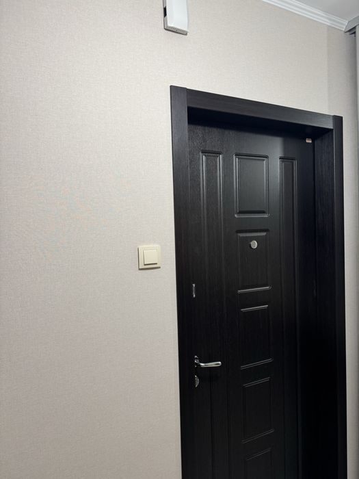 Шпалери на фліщелиновій основи