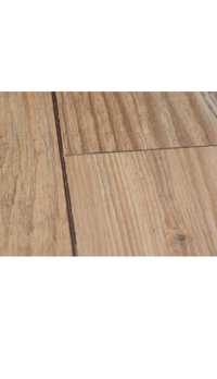 Panele podłogowe NATURAL PINE 8 mm