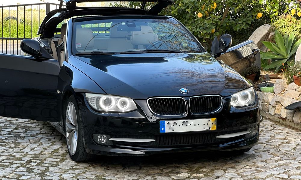 BMW 320d E93 2011