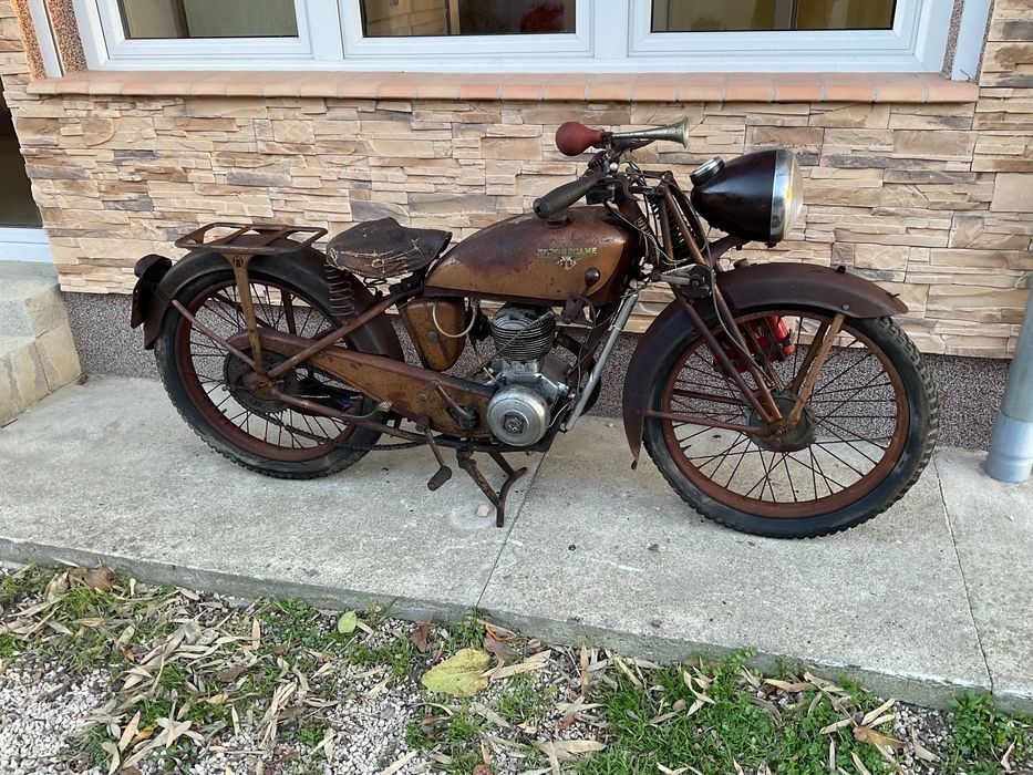 Motobecane model D45 z 1948 roku