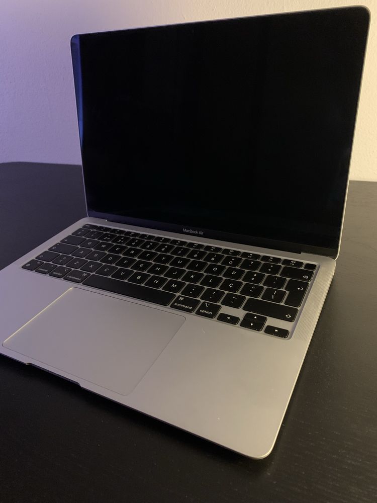 Macbook Air M1 - 256 GB - 8 GB RAM