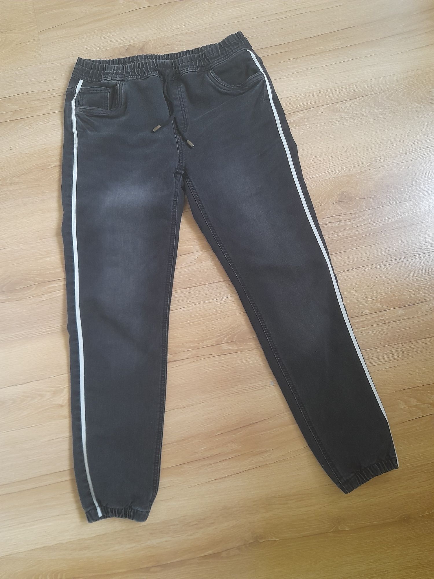 Spodnie jeansy joggery dla chłopca ok 164