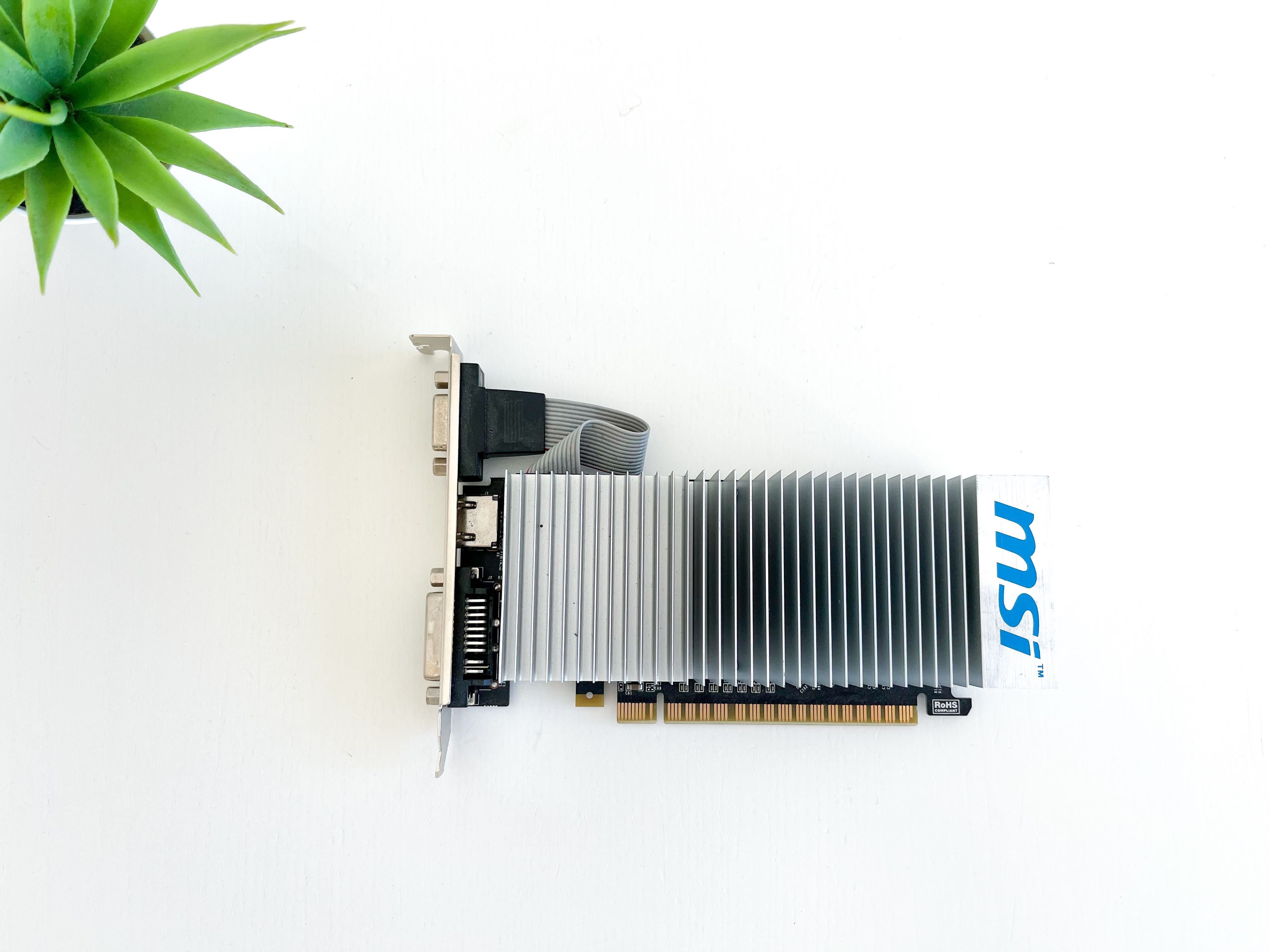 Placa Gráfica MSI N210-MD1GD3H/LP de 1GB