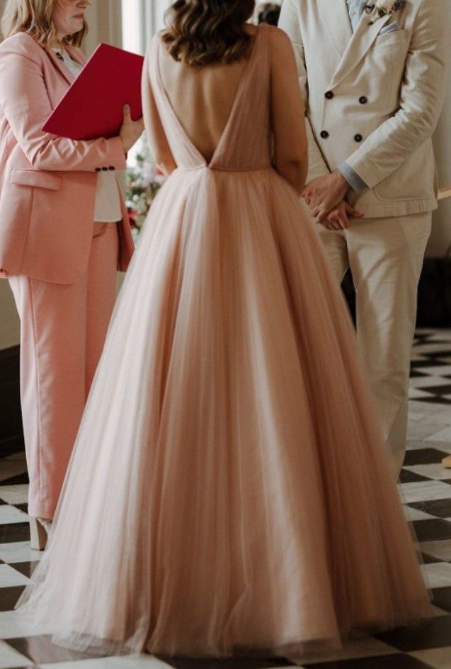 Sukienka ślubna rozkloszowana tiulowa tiul z koła pudrowy róż S 36