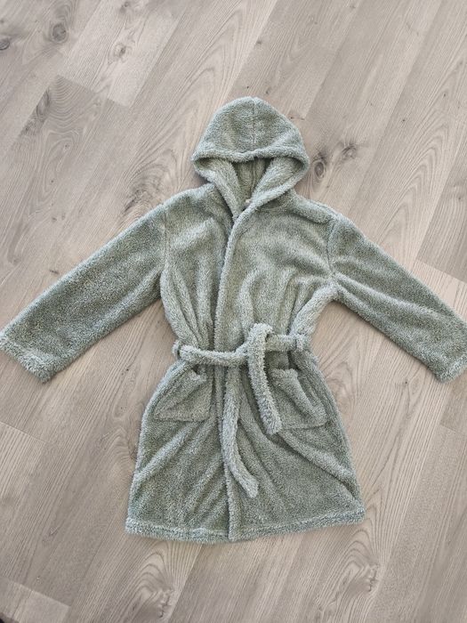 Szlafrok dziewczęcy 134/140