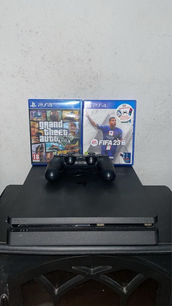 Ps4 + volante e pedais logitech