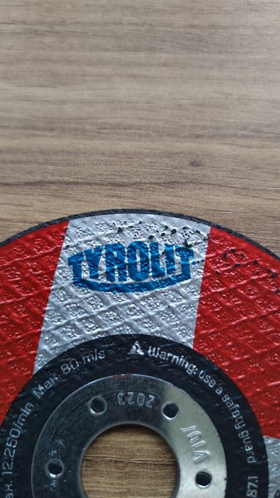 Tarcza do cięcia metali nieżelaznych Premium Tyrolit płaska 125x2 mm