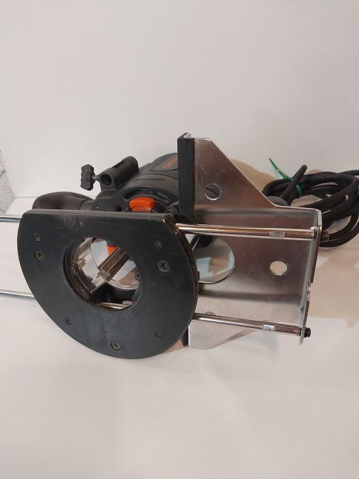 фрезер DNIPRO - M ER-160S