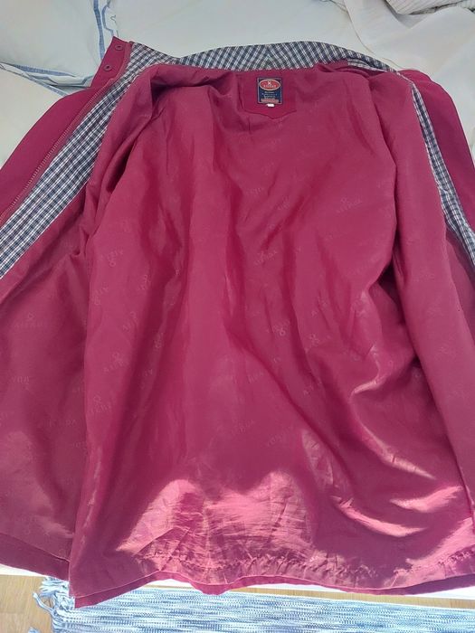 Parka feminina marca Aierda veste L usada