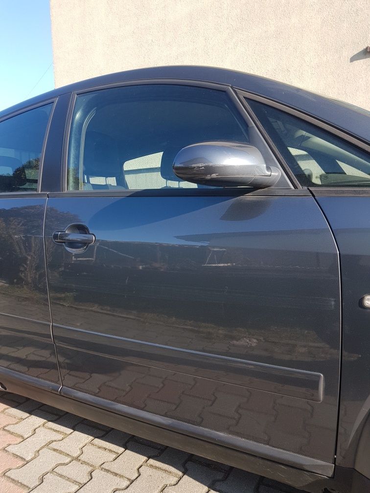 Audi A2 LX7Z Maska Drzwi Zderzak Błotnik Pas