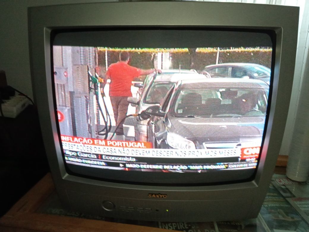 Televisão a cores Sanyo