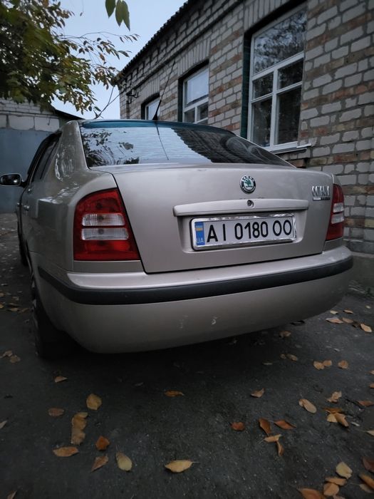 Шкода Октавія Tour 1.8 t.