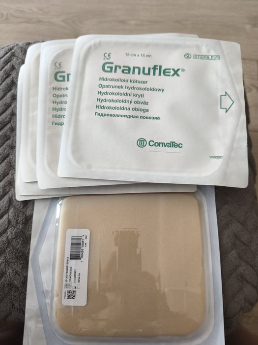 Opatrunki hydrokoloidowe 7+4 Granuflex na rany