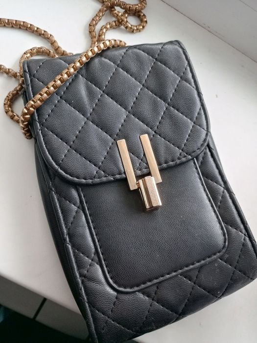 Мініатюрна сумочка в гарному стані