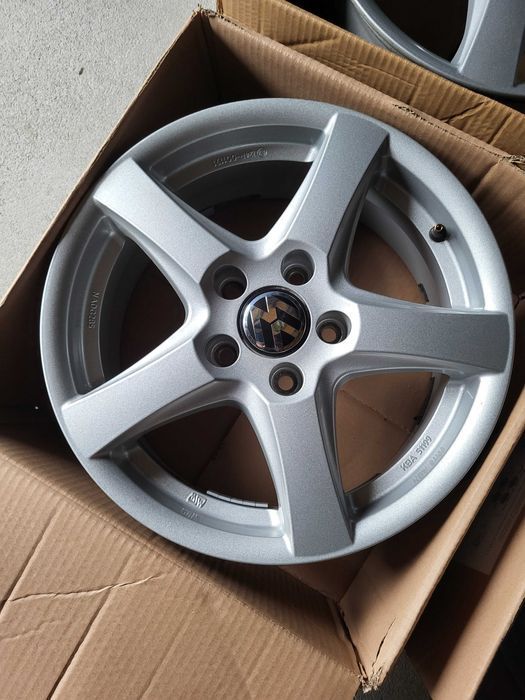 [407] Felgi aluminiowe 16 Cali 5x112 ET41 VW Golf Passat Touran O.Z