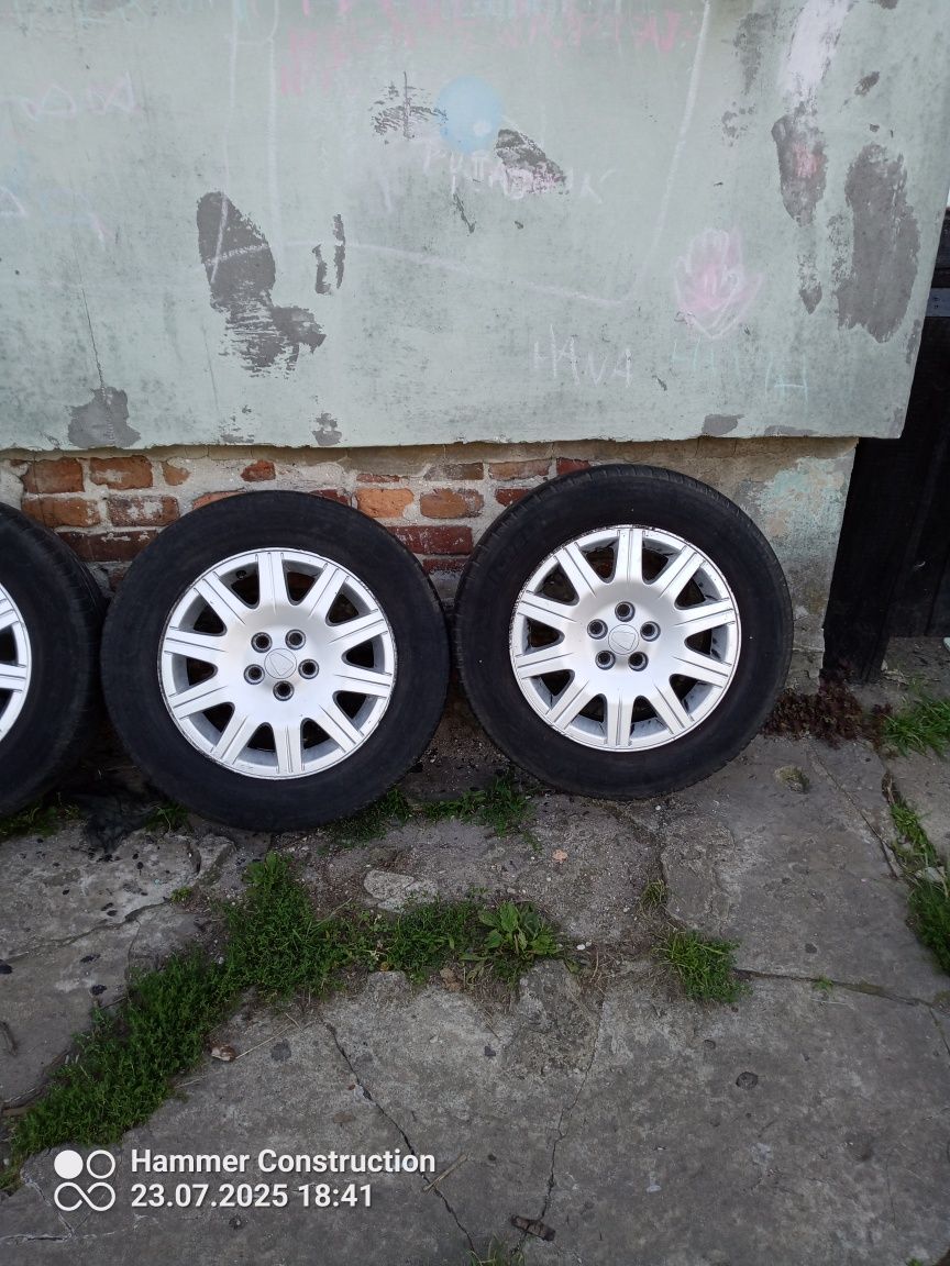 Sum felgi z oponami R 15 5x100