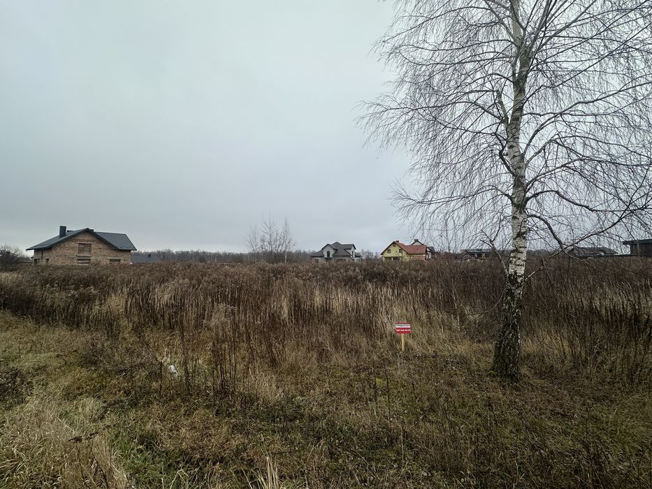 Ділянка поруч міста,найпопулярніший сектор особняків-новобудов.