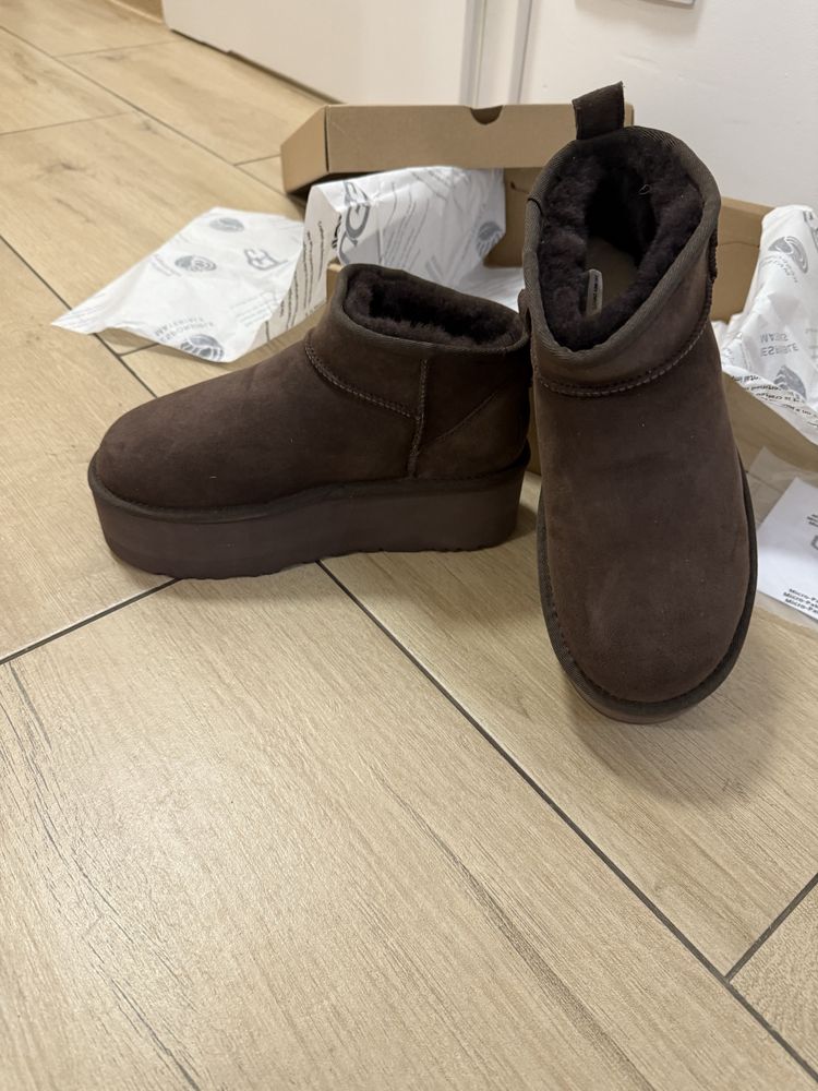 UGG Mini Burnt Cedar Chocolate Platform Platforma Śmiegowce