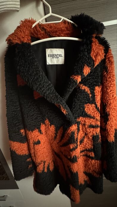 Пальто Essentiel