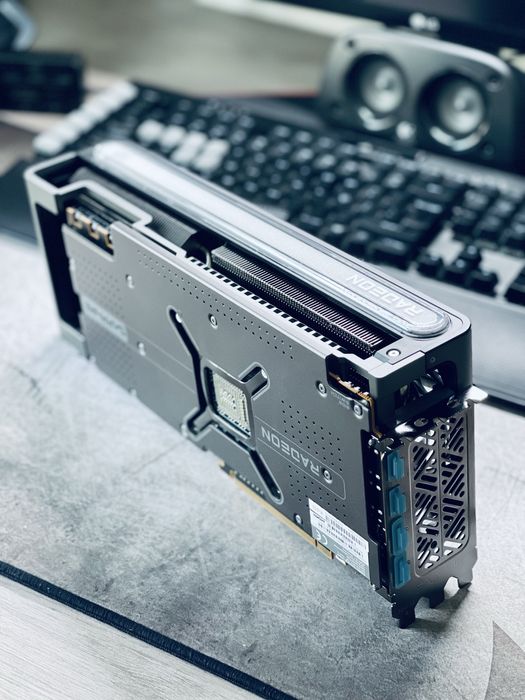 Placa Gráfica RX 7900 XT 20Gb Sapphire Nitro+