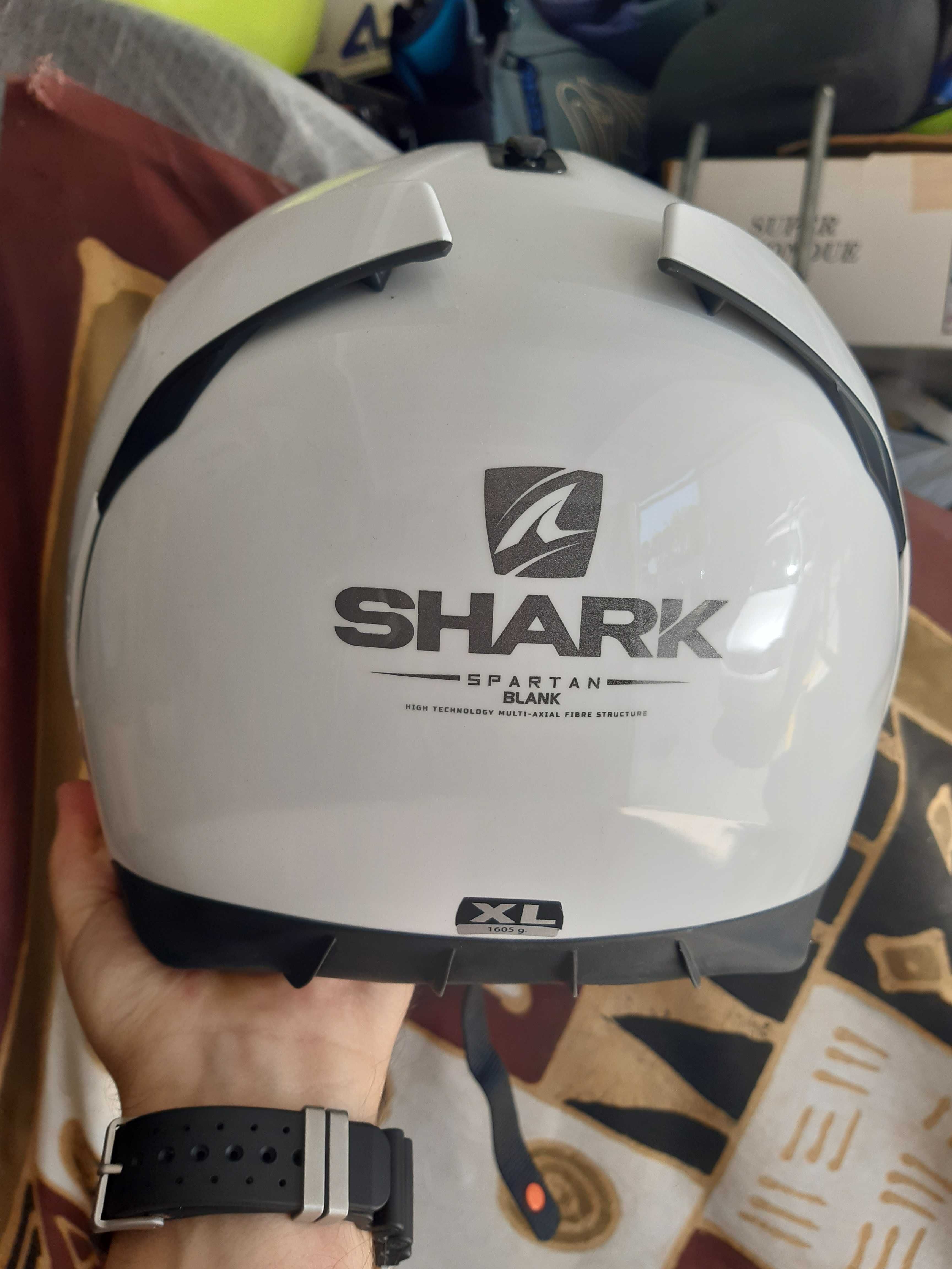 shark spartan blank XL impecável