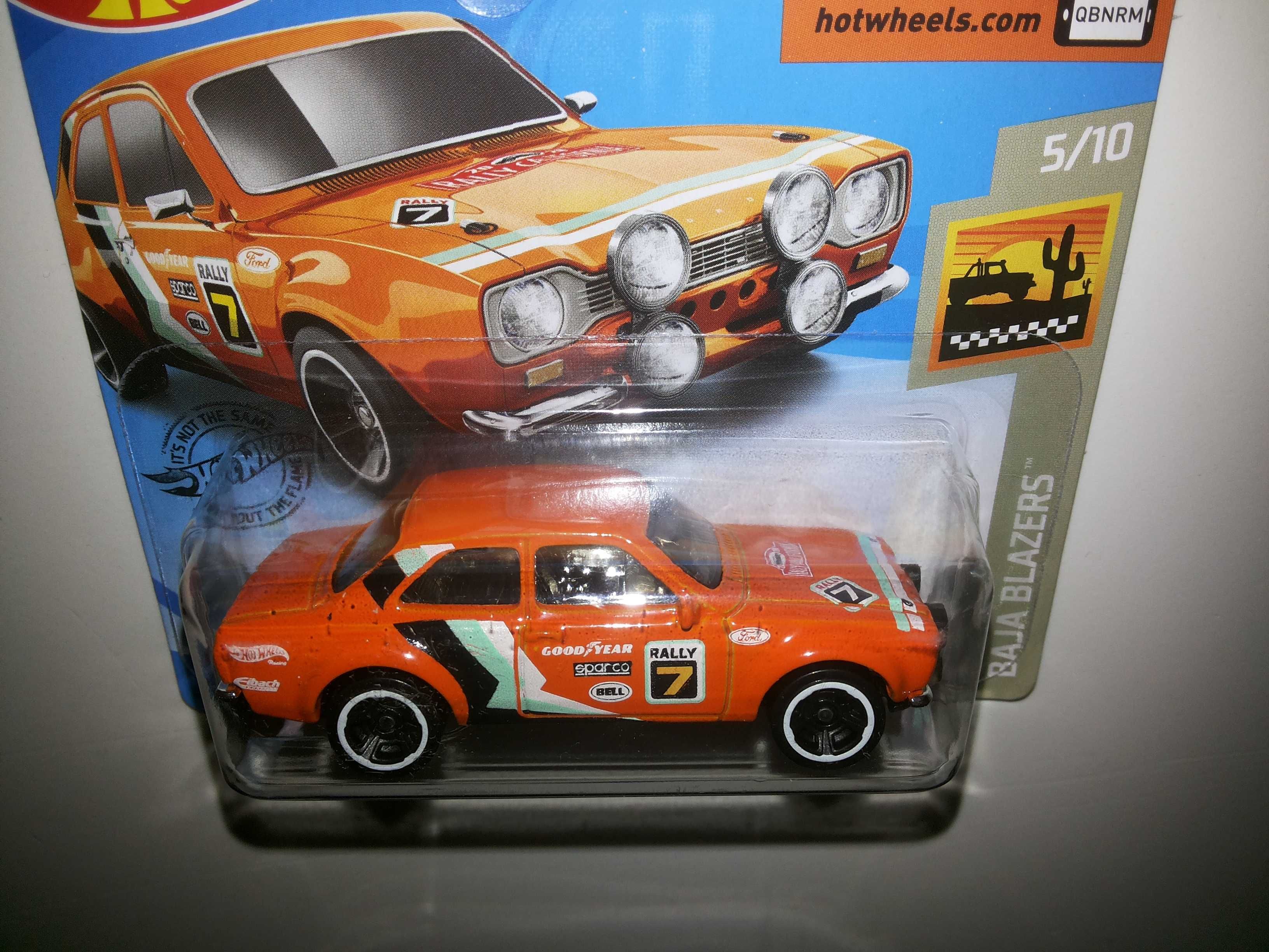 Ford Escort - Carros Hot Wheels - Miniaturas de Coleção Escala 1/64